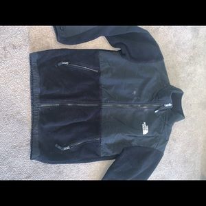 Boys youth large black north face jacket.